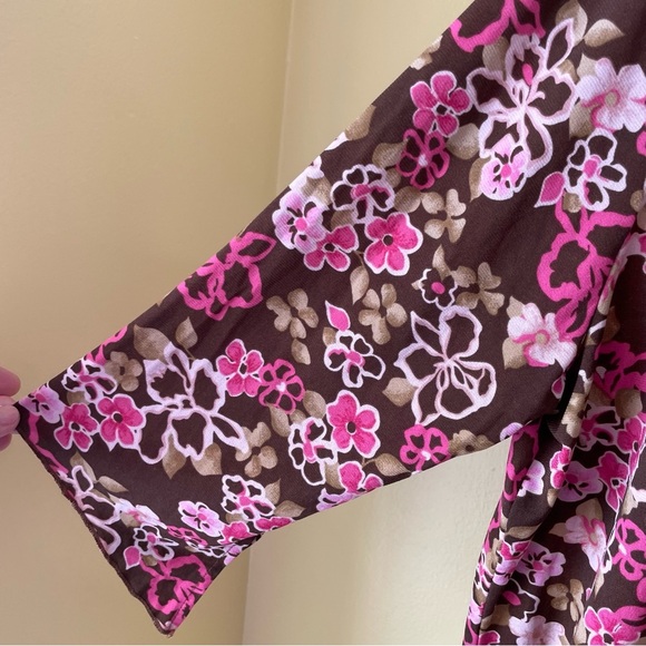 Lane Bryant Women’s Size 18/20 Brown Pink white top with tie at front neckline - Picture 5 of 9